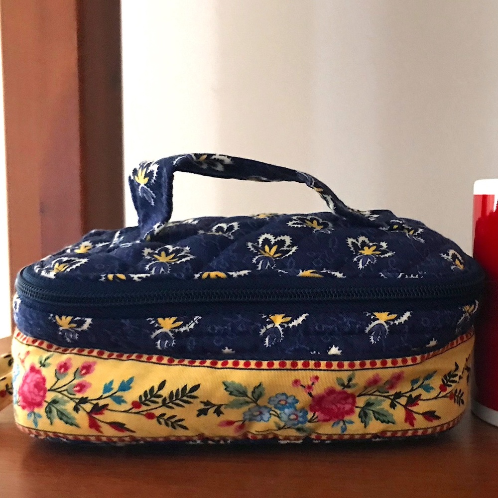 Cute Vera Bradley makeup bag -